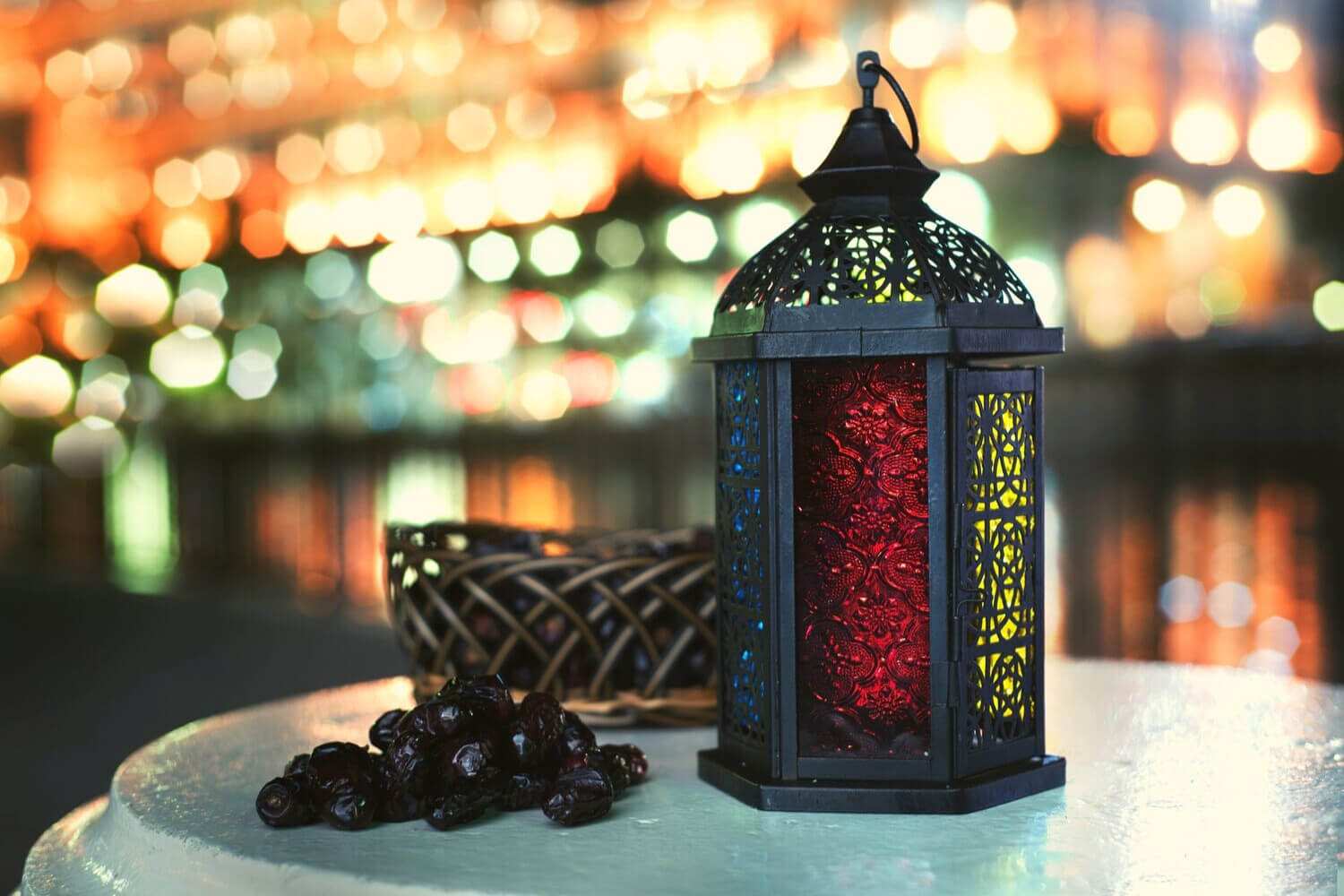 Understanding Ramadan Rules in Dubai as a Tourist [11 March to 9 April 2024]